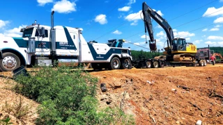 Ashley's Truck Repair & Towing