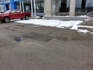 Suburban Chevrolet Cadillac Collision of Ann Arbor