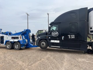 American National Tow