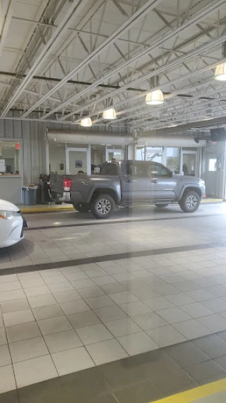 Family Toyota of Arlington Service and Parts