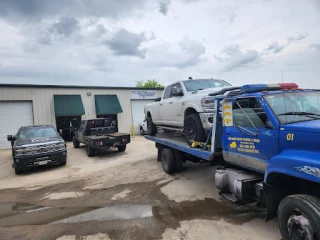 The Right Hook Towing and Roadside