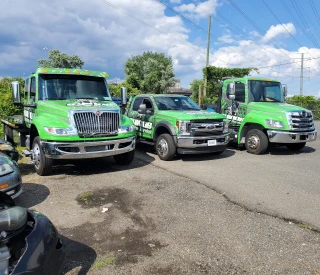 Rhinos Wrecker Service