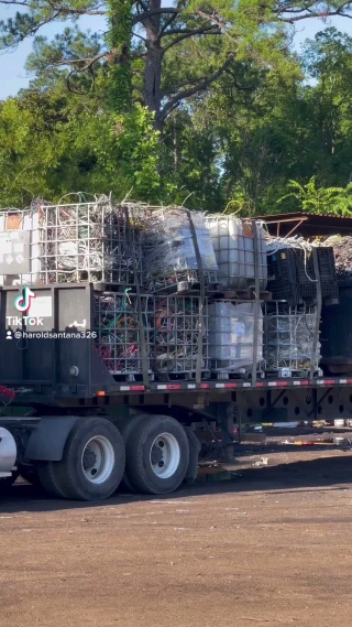 Abanti Recycling Center