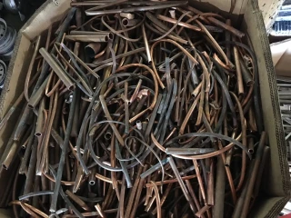 Dell's Auto Wrecking