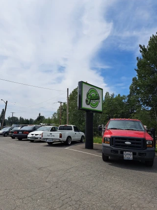 Gundie's Auto Recycling