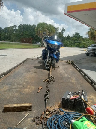 Rick's Towing & Salvage