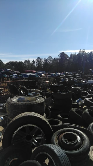 Robert Hall's Auto Salvage