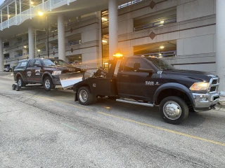 Kwik Towing & Milwaukee Junk Cars LLC