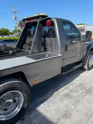 We buy junk cars trucks