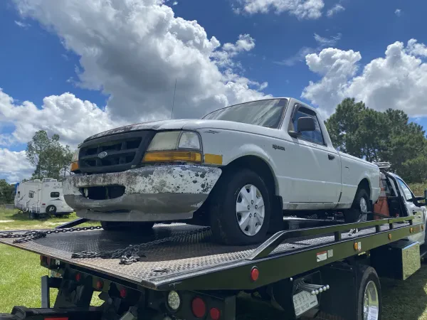Tom Buys Junk Cars - photo 3