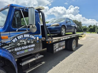 WE BUY JUNK CARS