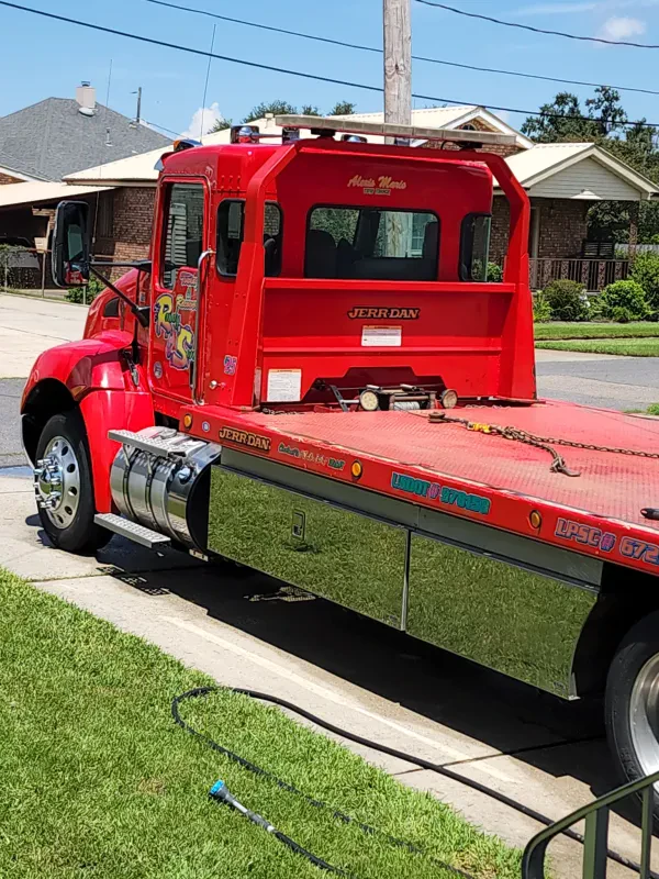 RJS Towing - photo 2