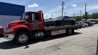 R1 Towing