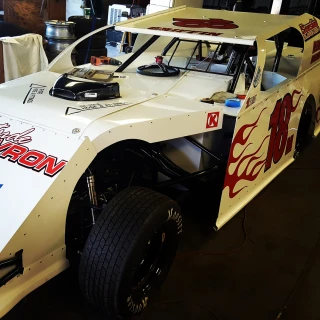 Needles Auto Wrecking & Towing