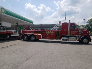 Roberts Heavy Duty Towing