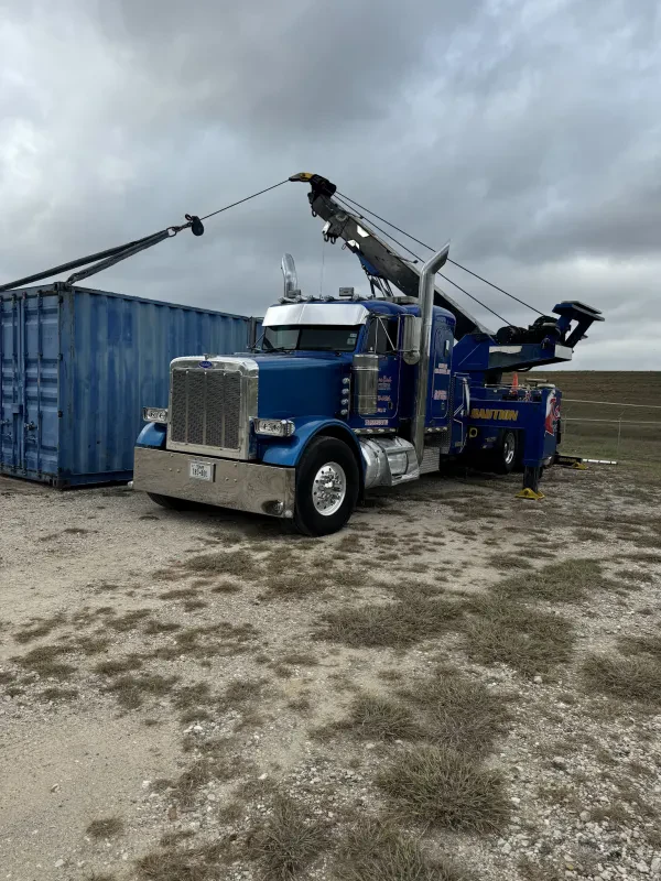 Alyssa Tow Truck and Semi Towing Company - Heavy Duty Towing, Auto Towing Service Company in Webster, TX - photo 2