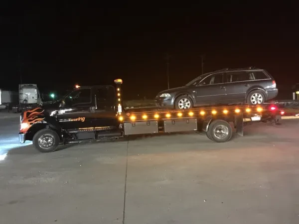 A Plus Towing & Emergency Roadside Assistance - photo 2