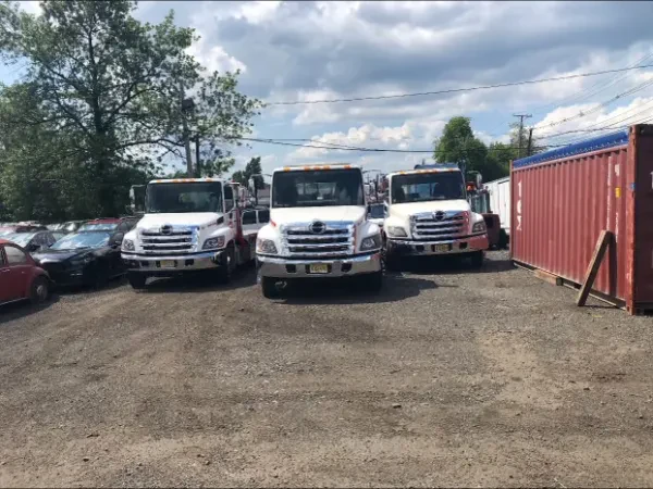 No Limit Towing LLC - photo 3