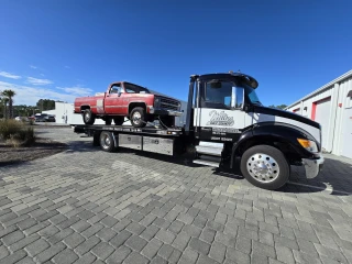 White's Wrecker Service