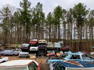 Furr's Garage & Salvage