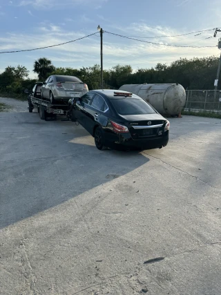 Mims Pick & Pay Recycle Center