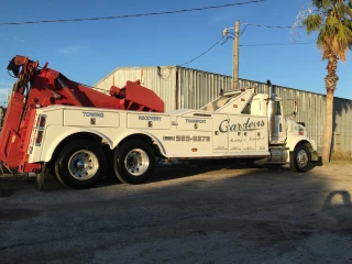 Gardens Towing & Transport