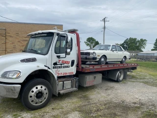 1st Class Wrecker Service LLC