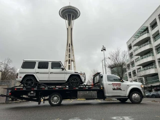 Right Away Towing LLC