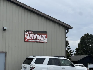 Brad Gray's Auto Body LLC