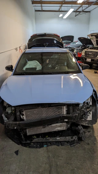 Bay Area AutoWorks & Towing LLC