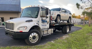 Towing Unlimited & Automotive