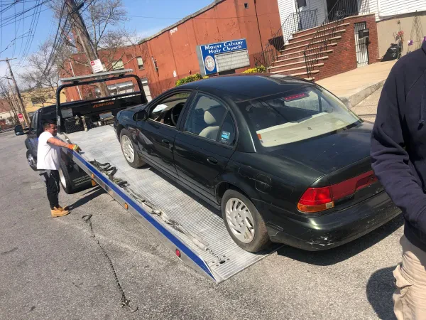 CASH FOR CARS & JUNK CAR REMOVAL - photo 3