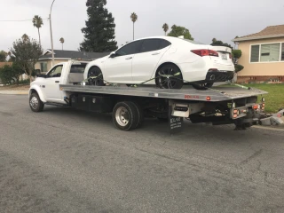 Longoria Bros Towing & Auto Inc