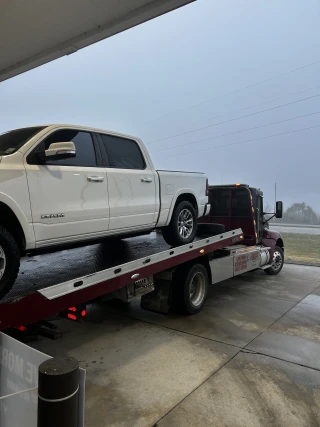 Rick's Towing & Recovery