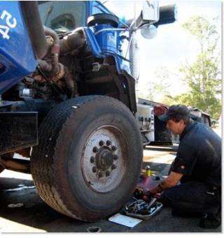 Paul's Towing Roadservice & Mobile Truck Repair