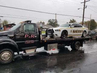 P & R Towing And Recovery
