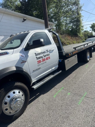 downtown 24 Towing Service LLC