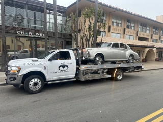 Infiniti Towing