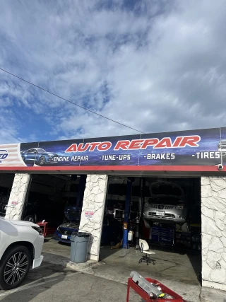 UNITED AUTO REPAIR AND TIRES