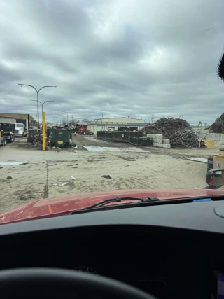 UNITED SCRAP METAL WAREHOUSE