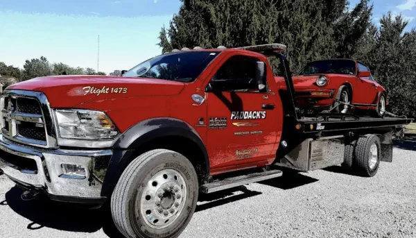 Paddack's Wrecker & Heavy Transport - Heavy Duty Towing and Semi Trailer Tractor Towing Service - photo 2