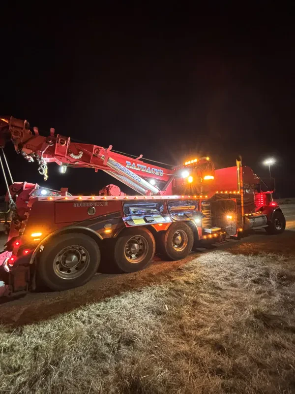 Paddack's Wrecker & Heavy Transport - Heavy Duty Towing and Semi Trailer Tractor Towing Service - photo 2