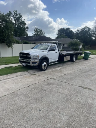 C B Towing Service LLC