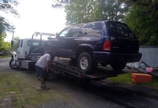 Eddie's Wrecker Service - 24 Hour Towing