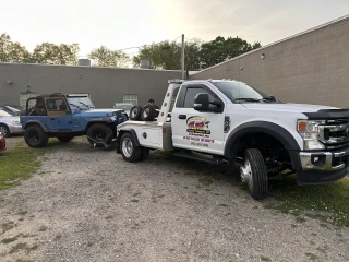 FJR Towing Transport Inc.