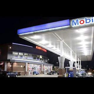 Bobby & Steve's Auto World