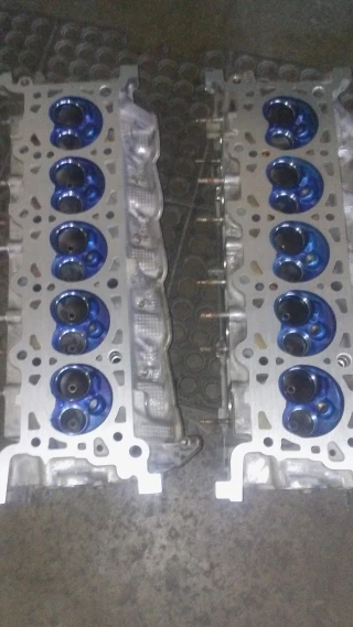 Carlos Auto Parts & Bench