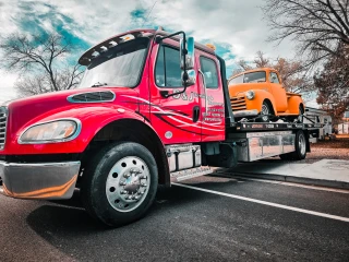 D & J Towing and Recovery LLC