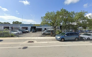 Hollywood Auto Value