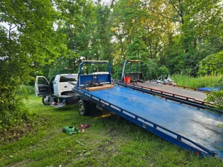 On the hook towing & recovery